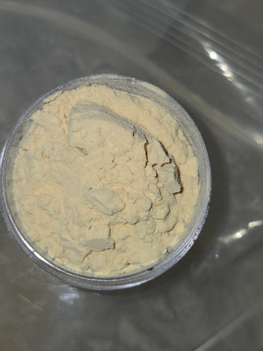 70H Cream white 98%